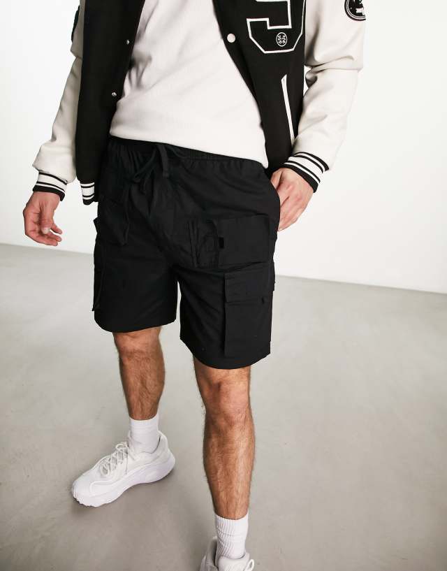 Pull&Bear - utility cargo short in black