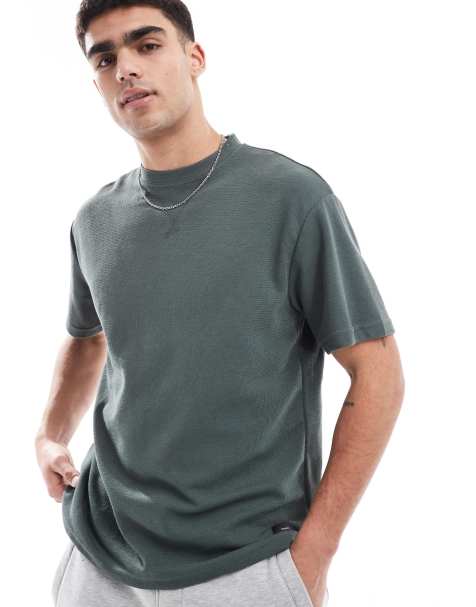 Pull&Bear - Vasket lyseblå T-shirt i regular fit - view 1