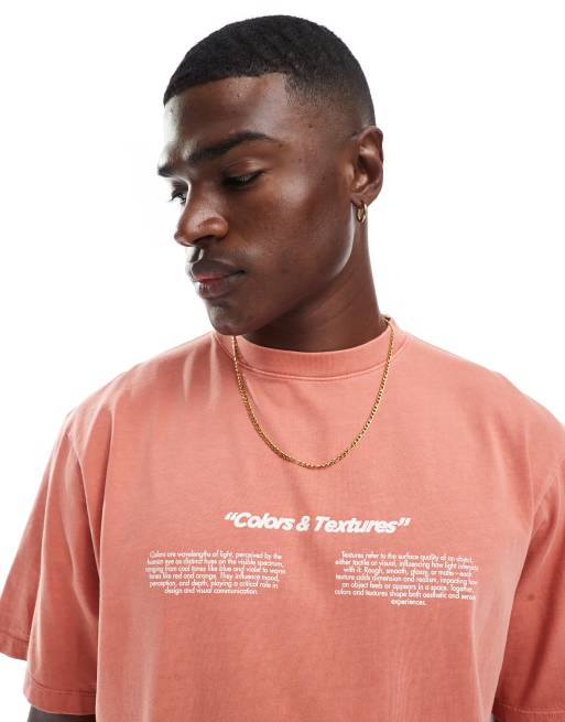 Pull&Bear - Vasket rød T-shirt med 'Colors and Textures'-print
