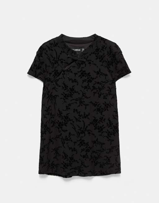 Pull&Bear Velvet toggle shirt in black, 5 of 7