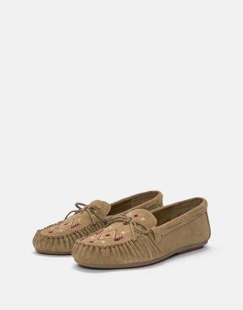 Pull&Bear – Verzierte Loafer aus Leder in Braun - view 1