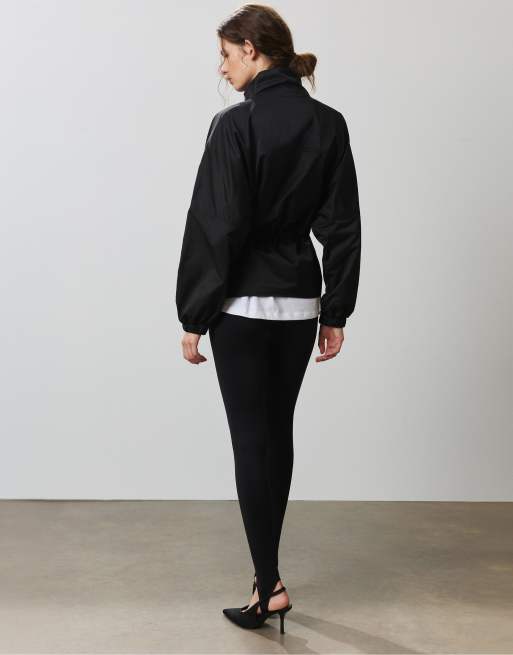 Pull&Bear veste à taille à cordon de serrage noire, 2 de 7