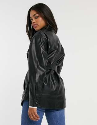 veste en cuir avec ceinture