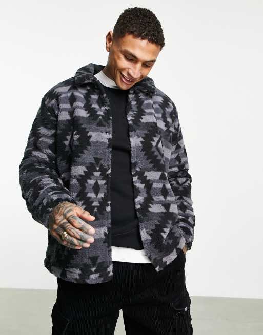 Pull&Bear - Veste duveteuse à motif aztèque - Gris