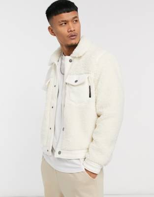 veste mouton pull and bear