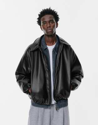 Pull & Bear - Veste volumineuse en similicuir - Noir