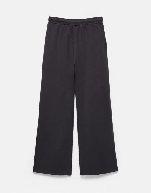 Pull&Bear vida byxor i modal i svart, 7 av 7