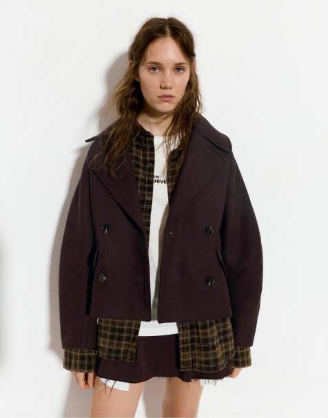 Pull&Bear – Vinröd, filtstrukturerad, kort kappa - view 1