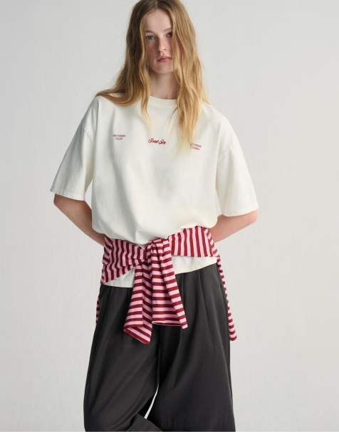 Pull&Bear – Vit t-shirt med hjärttryck - view 1