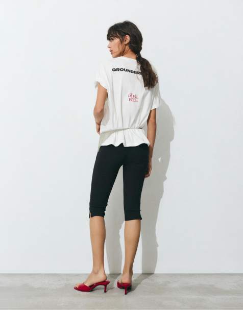 Pull&Bear – Vit t-shirt med "The Devil Wears Prada"-tryck - view 1