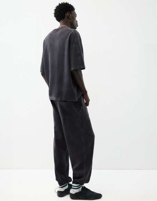 Pull&Bear Washed-effect jogger trousers in black, 2 of 7