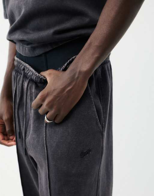 Pull&Bear Washed-effect jogger trousers in black, 3 of 7