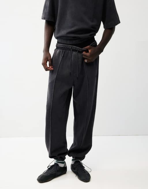Pull&Bear Washed-effect jogger trousers in black, 4 of 7