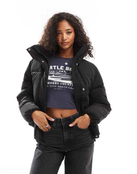 Pull&Bear – Wattierte Pufferjacke in Schwarz - view 1