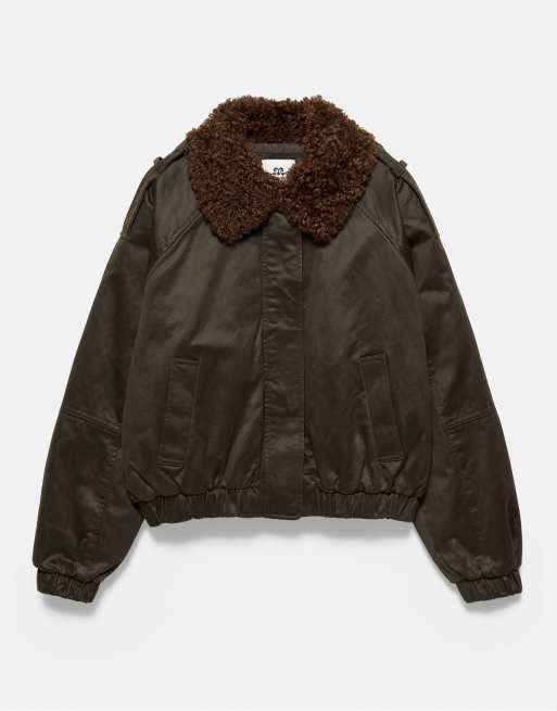 Pull&Bear Waxed bomber jacket in dark brown, 6 of 7