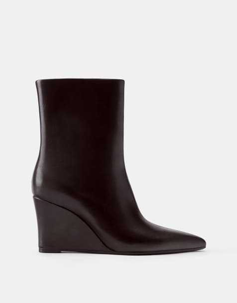 Pull&Bear Wedge-heel ankle boots in brown - view 1