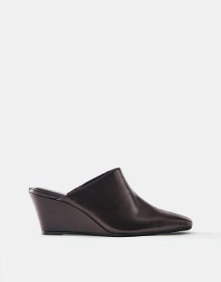 Mules 1