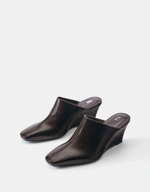 Pull&Bear Wedge heel mule shoes in brown, 3 of 5