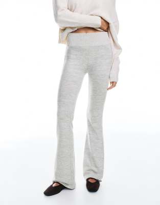 Pull & Bear - Weiche Schlaghose in Grau meliert