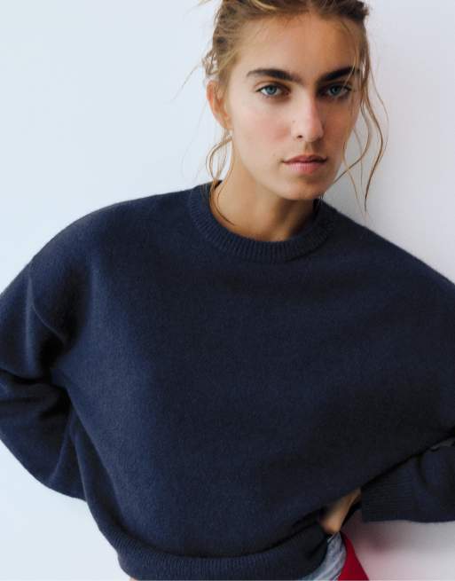 Pull&Bear weicher Strickpullover in Marineblau, 3 von 7