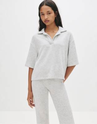 Pull & Bear - Weiches Oversize-Polohemd in Grau