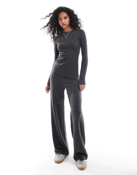 Pull&Bear – Weiches Set in Anthrazit, aus langärmligem Oberteil und Hose - view 1