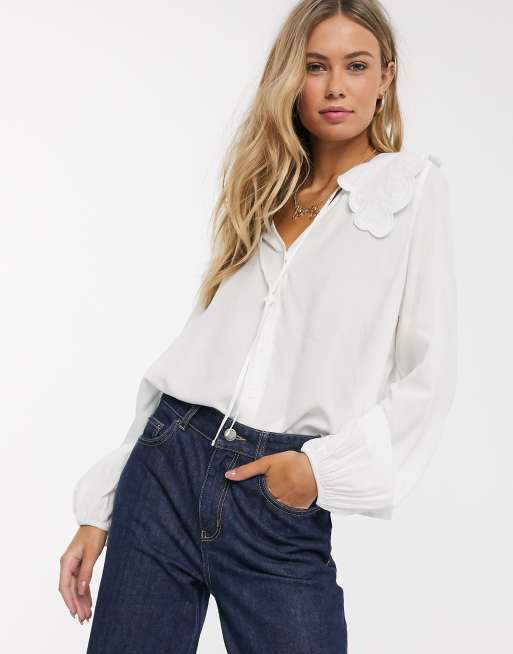 Pull Bear Weisse Bluse Mit Spitzenkragen Asos