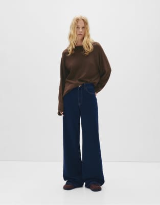 Pull & Bear - Weit geschnittene Jeans in Indigo-Marineblau