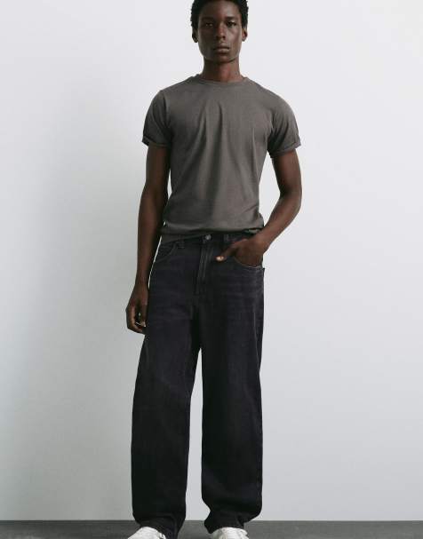 Pull&Bear – Weit geschnittene Jeans in verblichenem Schwarz - view 1