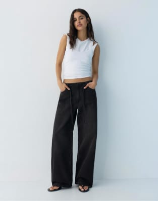 Pull & Bear - Weite Jeans in Schwarz mit Tunnelzug