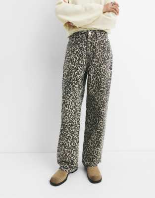 Pull & Bear - Weite Jeans mit Leopardenmuster-Bunt