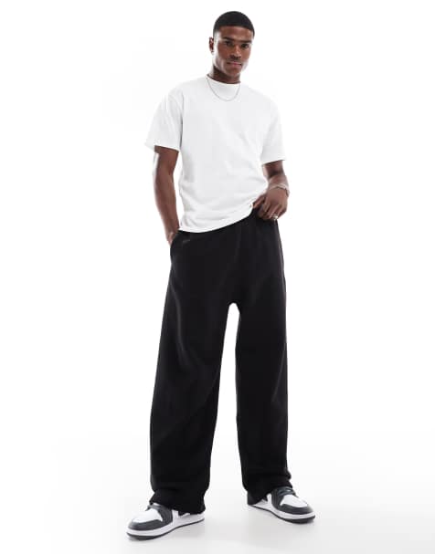 Pull&Bear – Weite Jogginghose in Schwarz - view 1