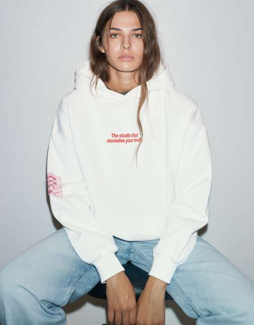 Pull&Bear White sweatshirt with hood and text in ice, 4 of 7