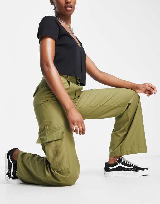 Pull&Bear wide leg cargo trousers with dart detail in khaki