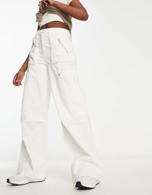 Pull&Bear wide leg denim cargo trouser in white | ASOS