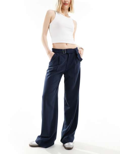 Pull&Bear wide leg pleat tailored trouser with belt in navy blue - view 1
