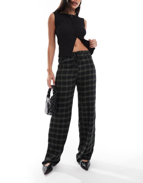 Pull&Bear wide leg tartan check trousers in navy and green - view 1