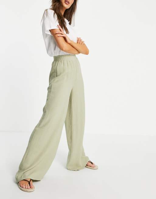 Pull and bear 2025 wide leg trousers