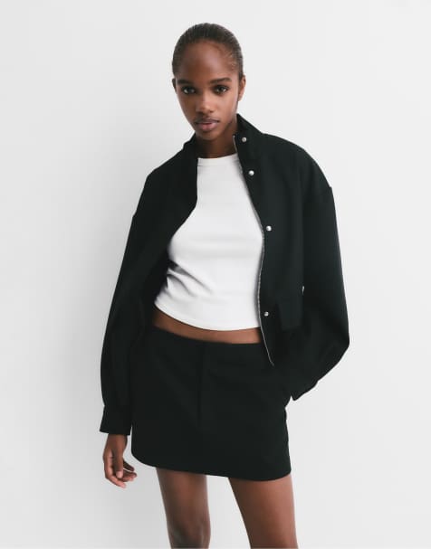 Pull&Bear Woven skort in black - view 1