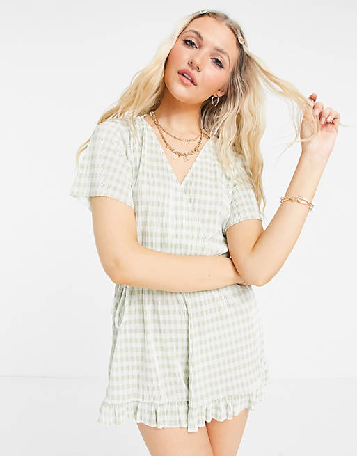 Women Pull&Bear wrap front gingham playsuit in green 