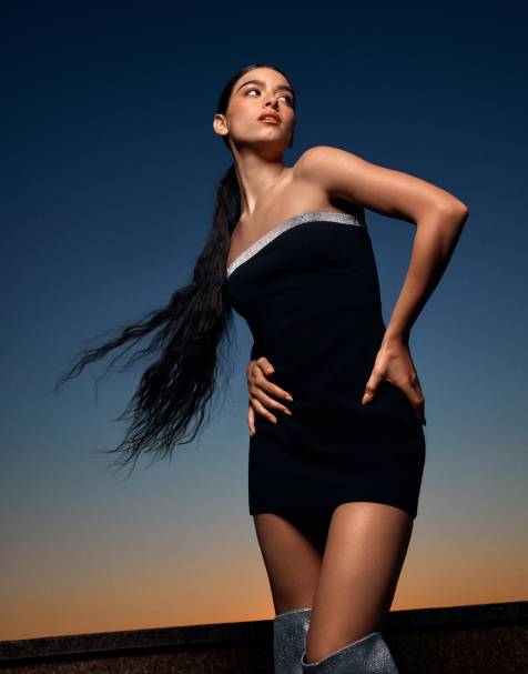 Pull&Bear x Dixie D'Amelio - Vestito corto nero con finiture con paillettes - view 1