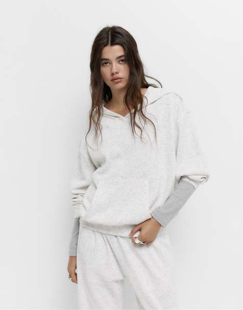 Pull&Bear - Zachte gebreide hoodie in gemêleerd lichtgrijs - view 1