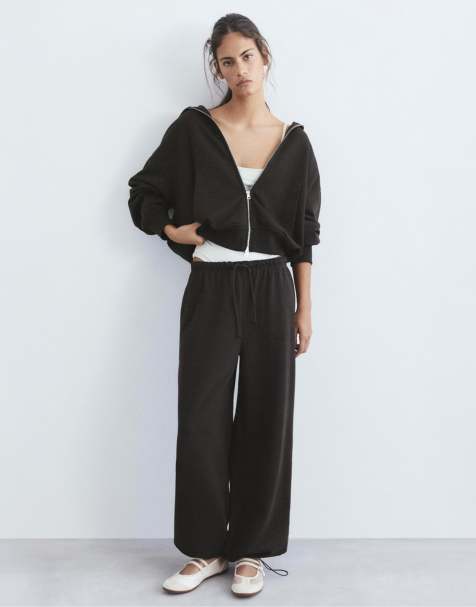 Pull&Bear Zip-up hoodie in brown