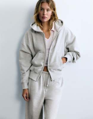 Grey Zip 4