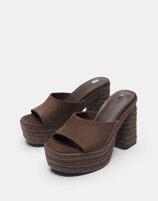 Pull&Bear - Zoccoli in iuta marrone con plateau, 4 di 4