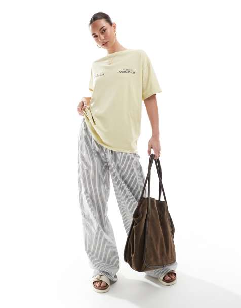 Pull&Bear – Żółty T-shirt o pudełkowym kroju oversize - view 1