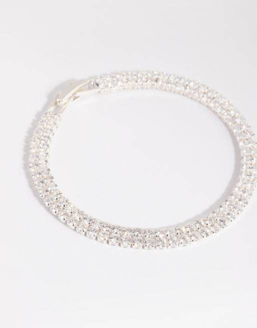 Pulsera de tenis plateada de varias hileras de circonitas engastadas de Lovisa, 2 de 3