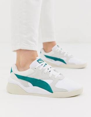 puma blanche et verte