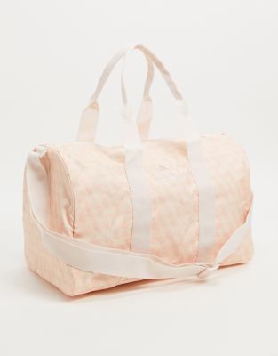 small pink holdall