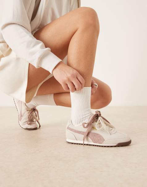 PUMA – Arizona – Podwójnie sznurowane buty sportowe w kolorze złamanej bieli - view 1